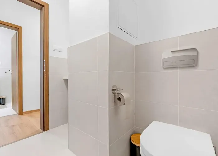 Bright Design Loft With Balcony Братислава