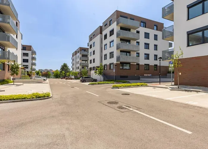 Bright Design Loft With Balcony