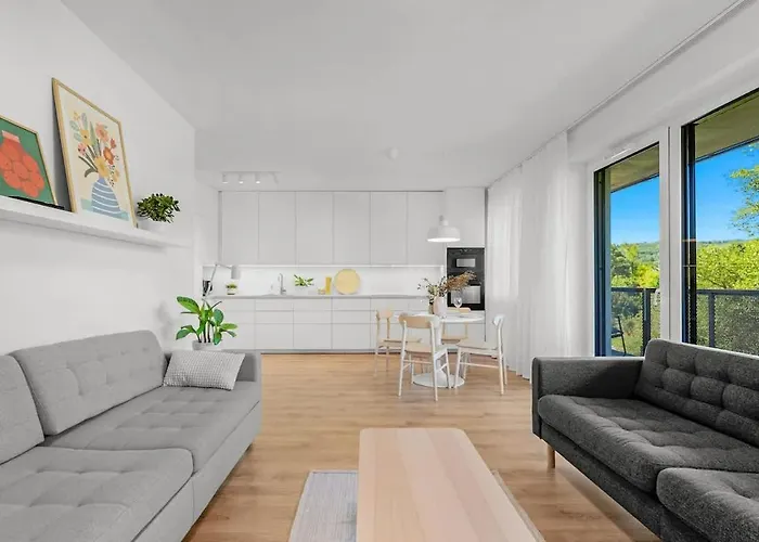 아파트 Bright Design Loft With Balcony *