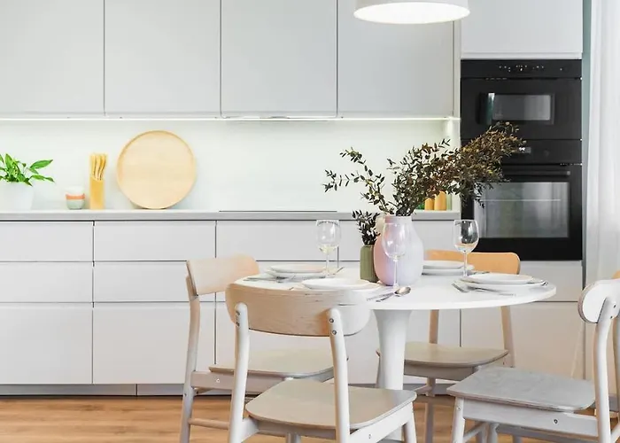 Bright Design Loft With Balcony *