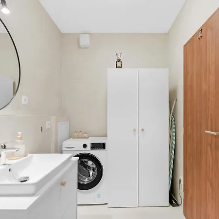 Bright Design Loft With Balcony דירה ברטיסלאבה