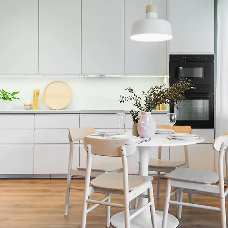 Bright Design Loft With Balcony *